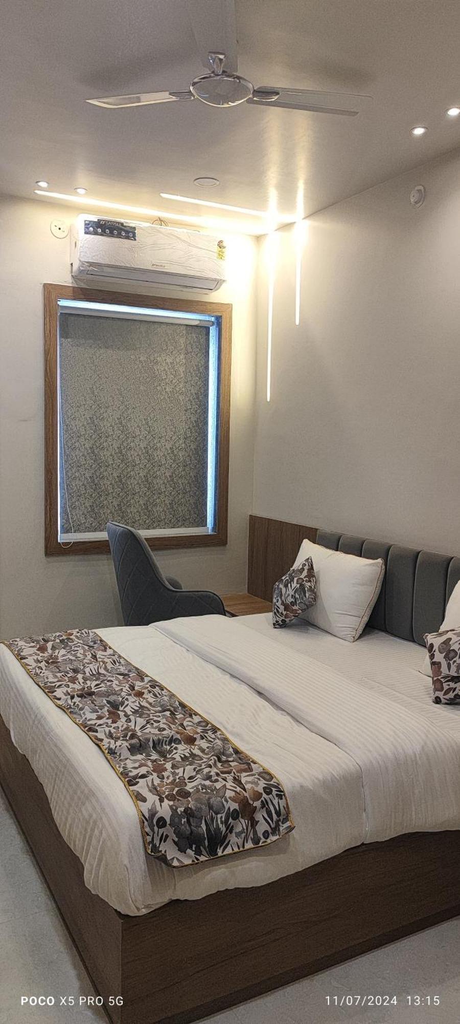 בונדי The Silver Spoon Hotel & Restaurant מראה חיצוני תמונה